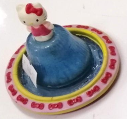 Figure Hello Kitty On Cone Stand Plastic