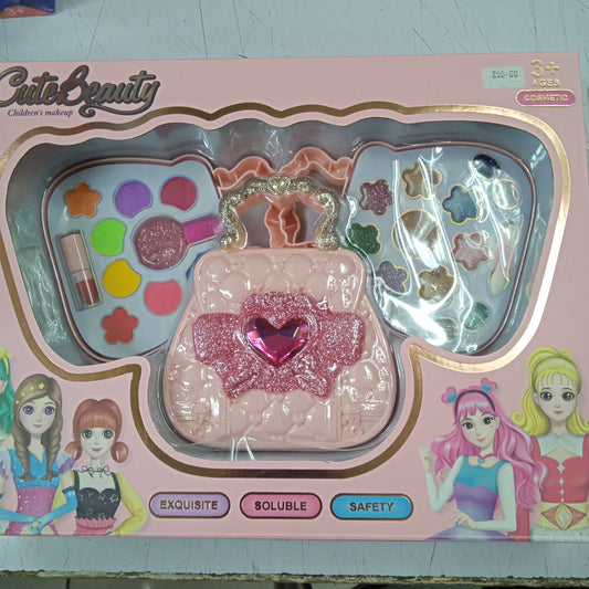 Makeup cute Beauty