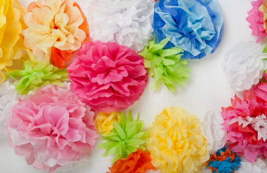 Pompoms Japanese 18"