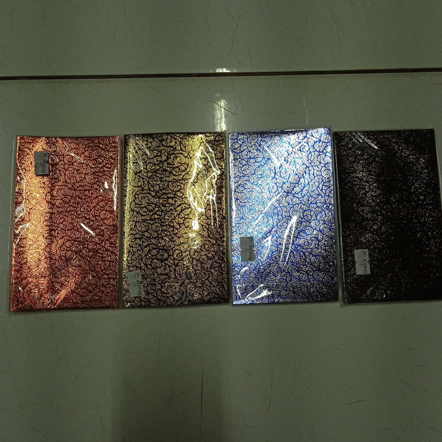 Envelope Metallic