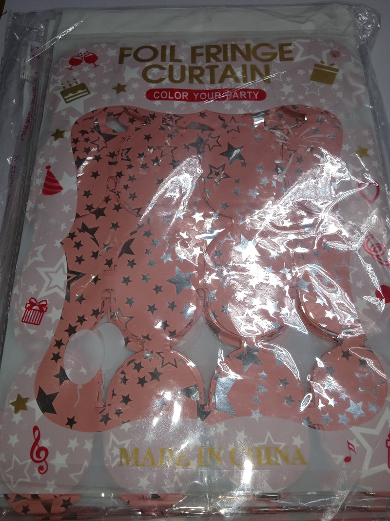 Foil Curtain with Design Round