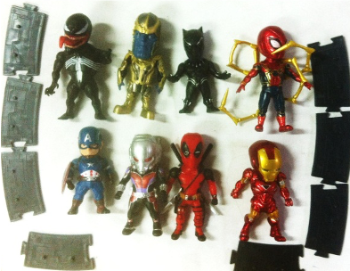 Figure Marvel Avengers with Puzzle Stand Avengers (8in1)